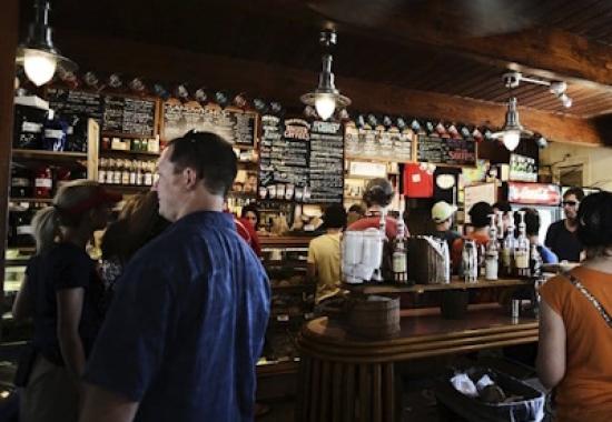 Bars and restaurants in NYS to accept mobile IDs for age verification
