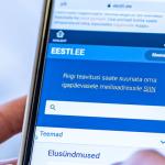 Teenagers are editing phone screens to bypass age checks