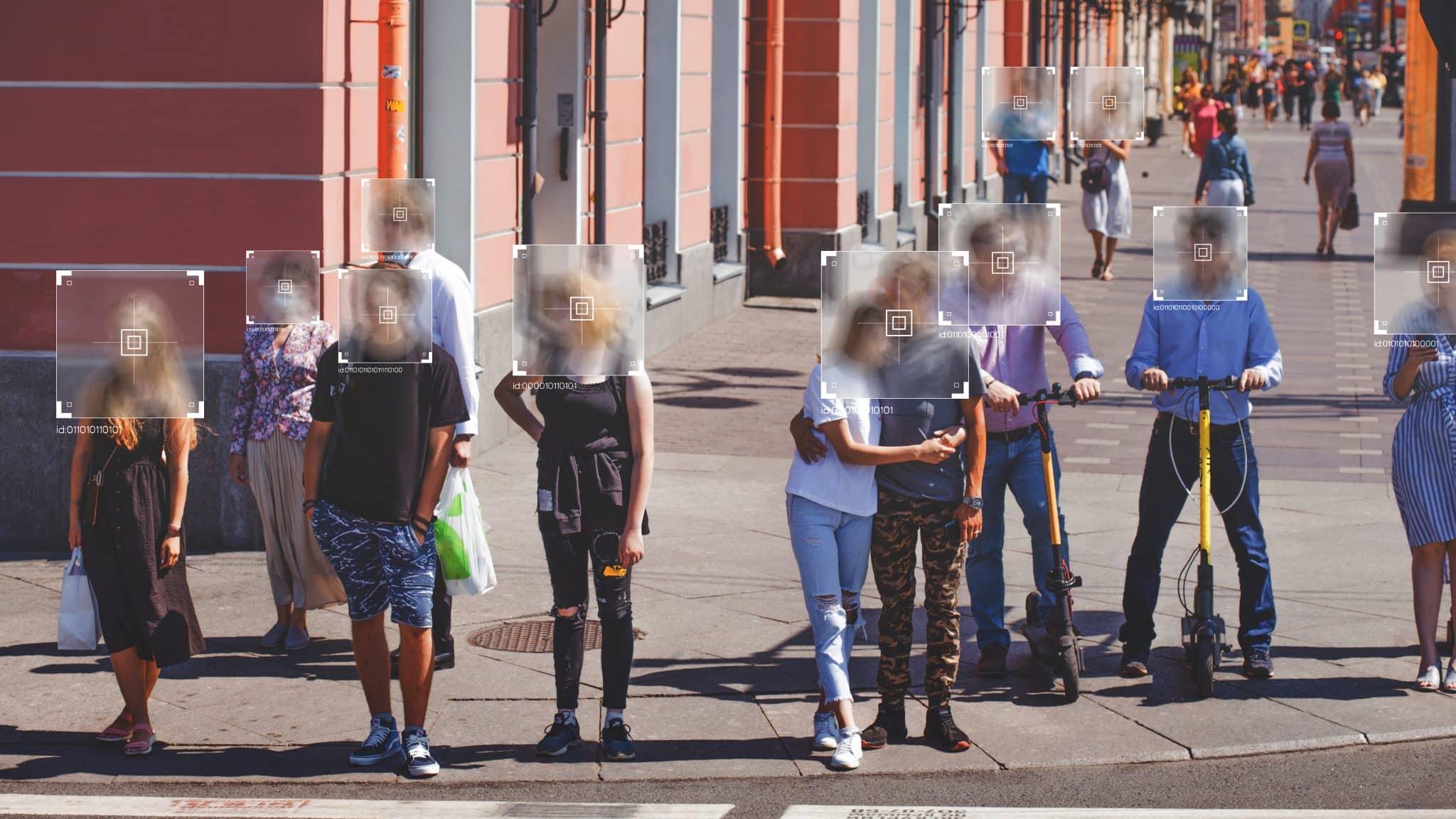 U.S. Immigration and Customs Enforcement plans to supply its Mobile Fortify facial recognition app to more than a thousand local police forces