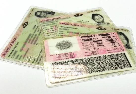 New document reader from Regula reads cards on both sides simultaneously