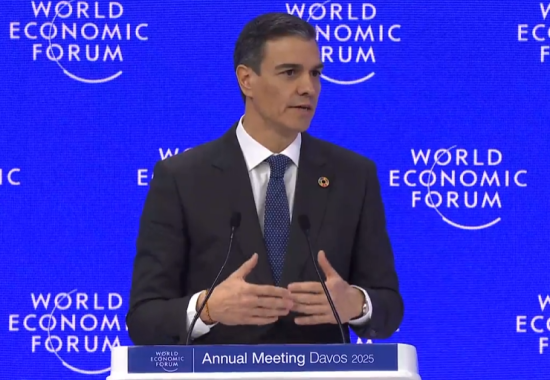 Spanish PM Calls to End Social Media Anonymity, Force Digital ID