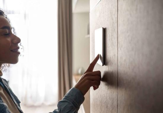 Apple looks to compete with Google and Amazon with biometric-enabled smart home device
