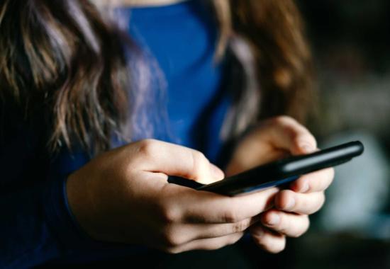 FCC plans ID mandate that could block anonymous use of prepaid burner phones